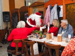 Der Dornbacher und Carmen Bergmann im GH Timo am 6.12.2025